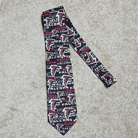 Mens Black NFL Atlanta Falcons Logo Tie 100% Silk - Picture 1 of 7